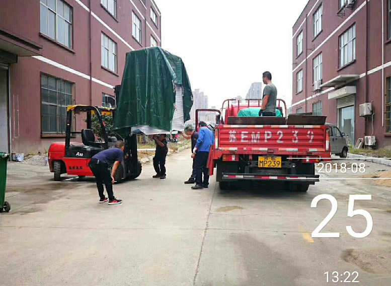 自動(dòng)<a href='http://www.seazj.com' target='_blank'><u>去毛刺機(jī)</u></a>