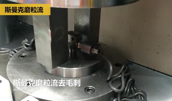 三通閥門<a href='http://www.seazj.com' target='_blank'><u>交叉孔去毛刺</u></a>