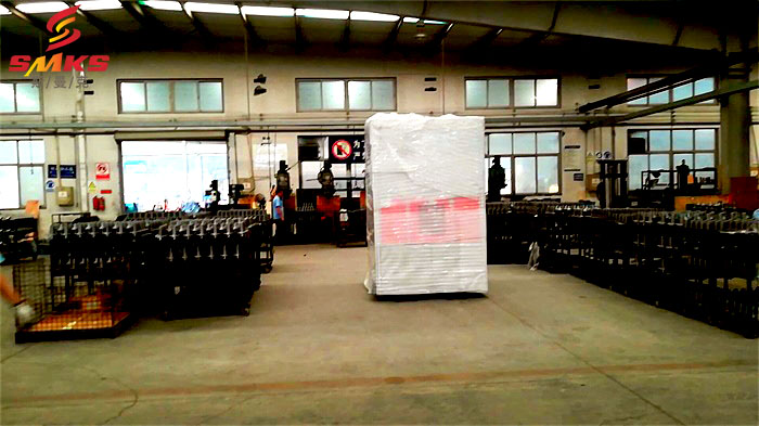 閥塊<a href='http://www.seazj.com' target='_blank'><u>交叉孔去毛刺</u></a>_蘇州斯曼克磨粒流設(shè)備有限公司